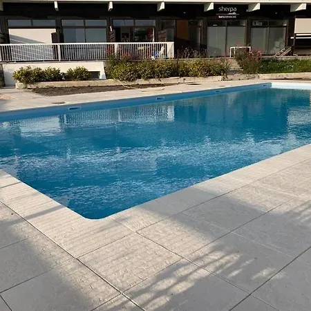 Apartment Bien D'exception Aux Pieds Des Pistes 1750 Roche B *